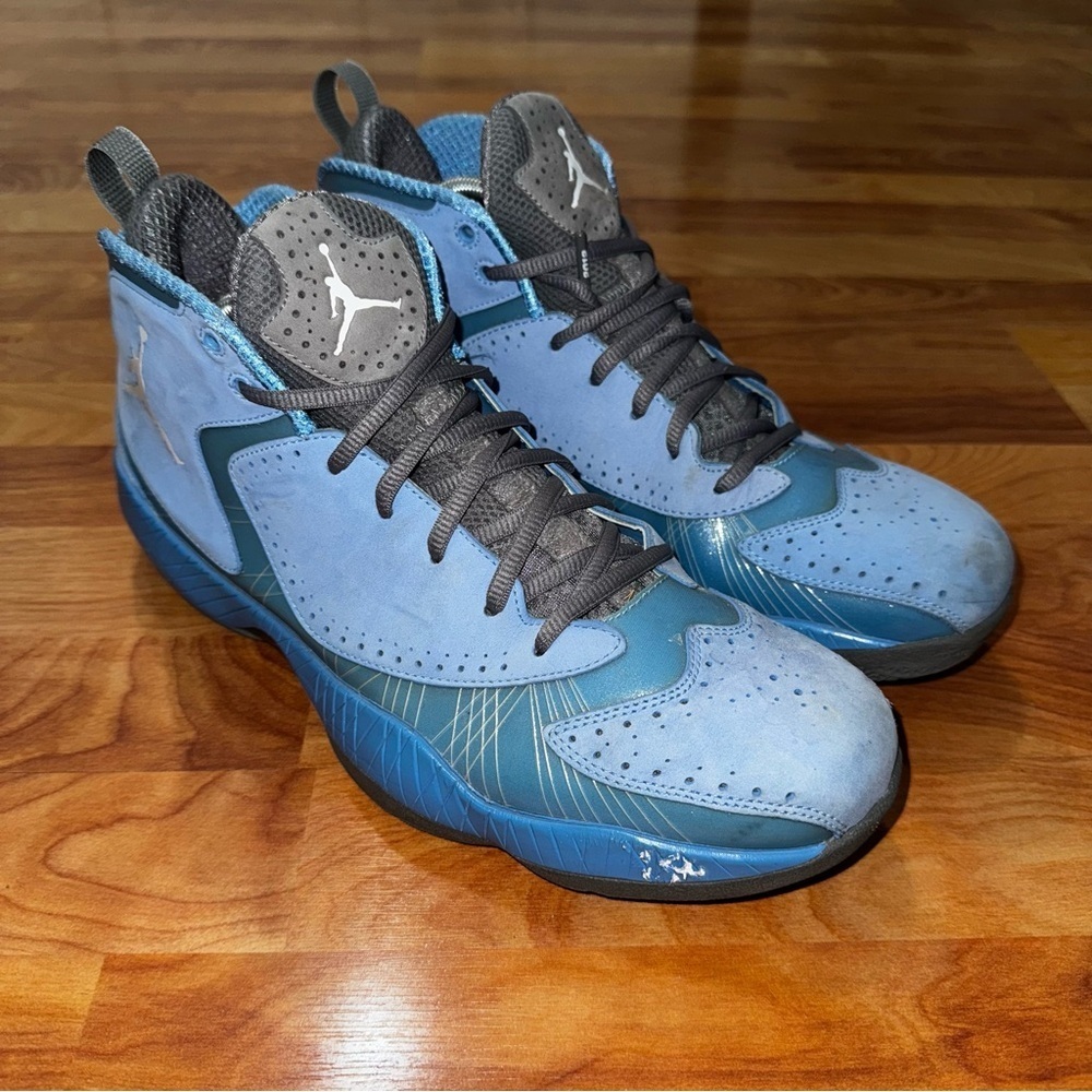 NIKE AIR JORDAN 2012 " CHOOSE YOUR FLIGHT " 484654 400  (SIZE 13) $359 When New